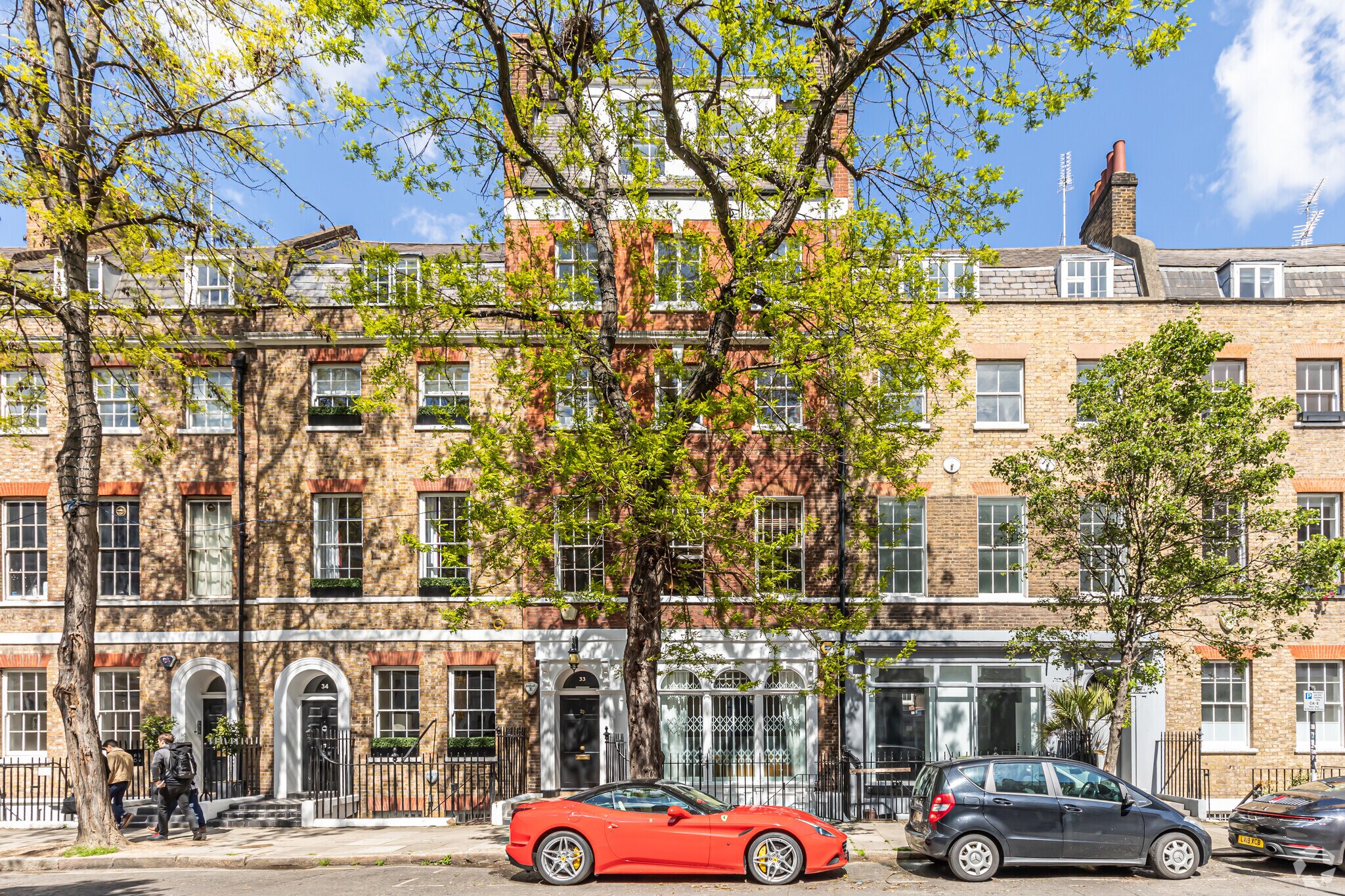 33 Percy St, London for sale Building Photo- Image 1 of 1
