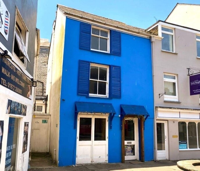 18 Victoria Sq, Truro for sale - Building Photo - Image 1 of 12