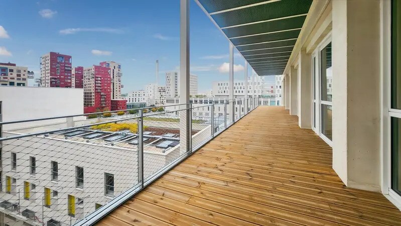 Office in Ivry-sur-Seine to rent - Building Photo - Image 3 of 9