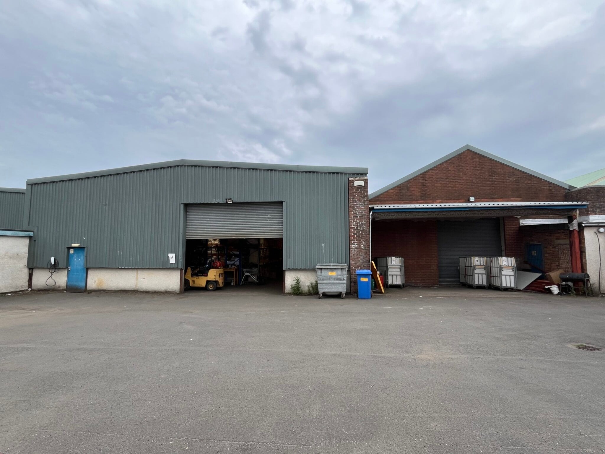 7 Kyle Rd, Irvine to rent Building Photo- Image 1 of 7