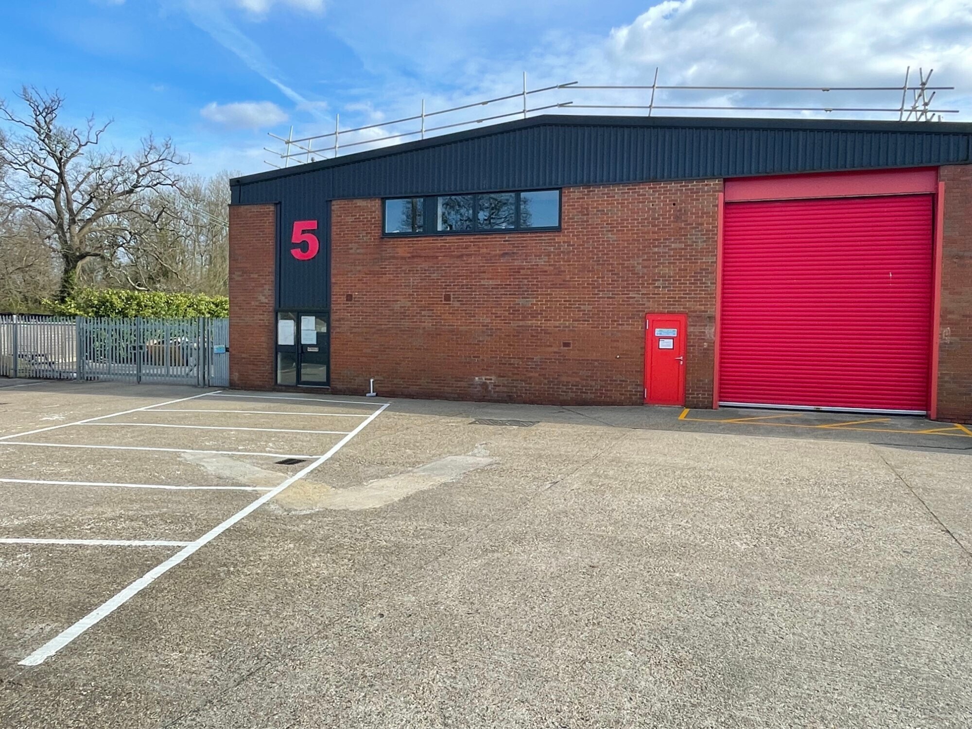 Deadbrook Lane, Aldershot for sale Building Photo- Image 1 of 1