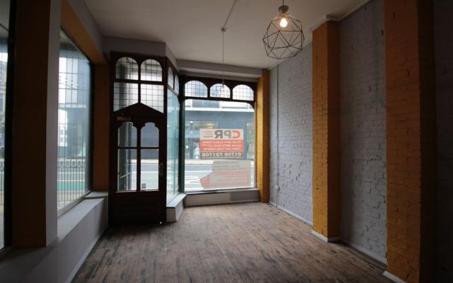 Corporation St, Rotherham to rent Interior Photo- Image 1 of 2