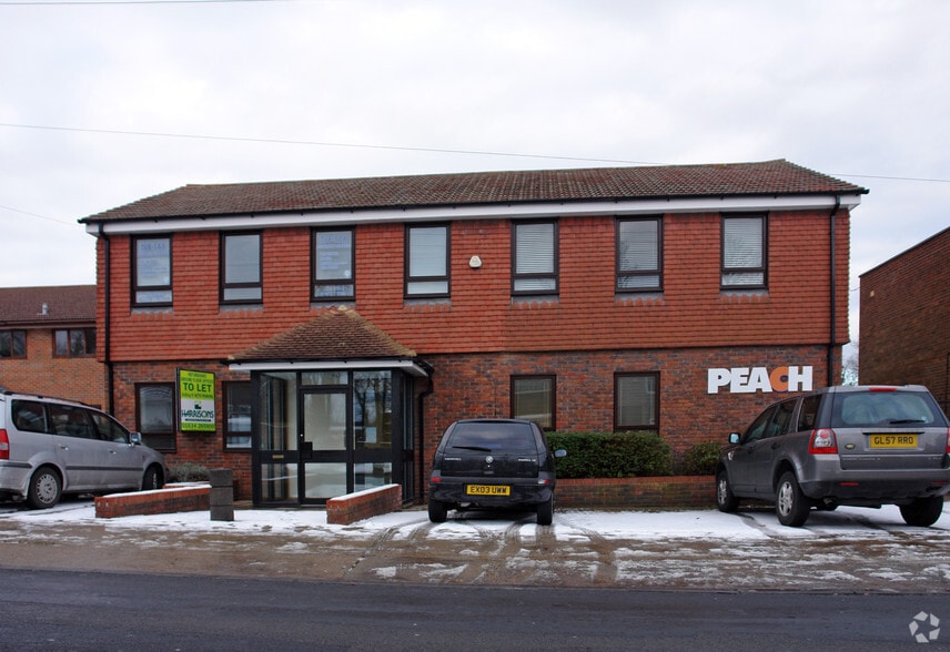 6-8 Chestnut Ave, Chatham for sale - Primary Photo - Image 1 of 1