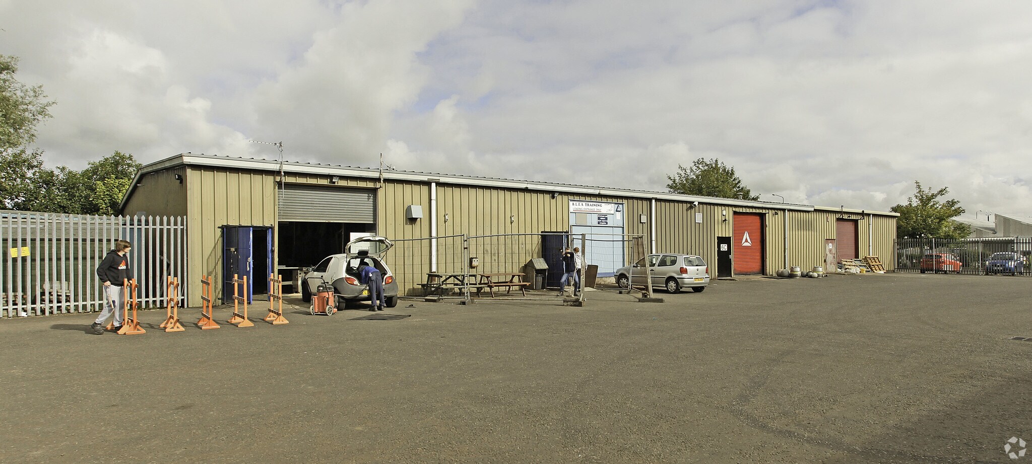 6 Whitestone Pl, Bathgate for sale Primary Photo- Image 1 of 1