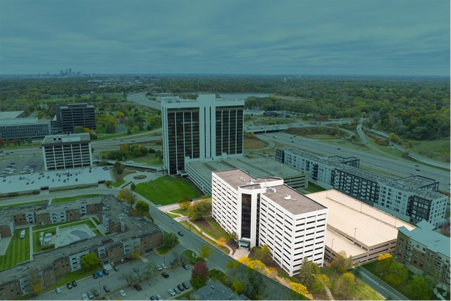 More details for 435 Ford Rd, Saint Louis Park, MN - Office for Auction