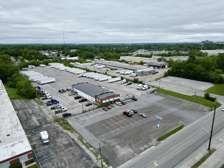 3340 Shelby St, Indianapolis, IN for rent - Building Photo - Image 1 of 16