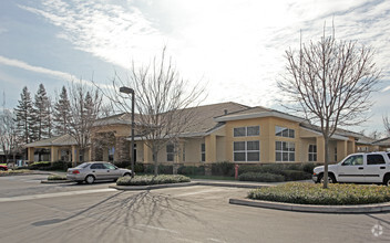 1110 Civic Center Blvd, Yuba City, CA for rent Primary Photo- Image 1 of 7