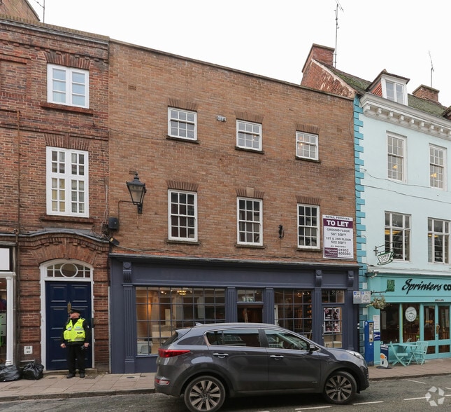 19 Mardol, Shrewsbury to rent - Building Photo - Image 2 of 2