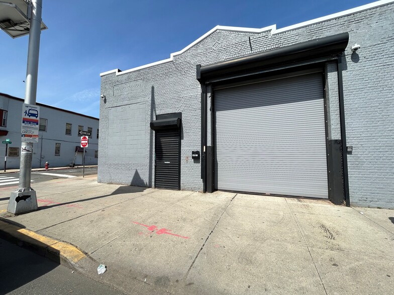 345 Ocean Ave, Jersey City, NJ for rent - Building Photo - Image 2 of 3