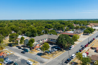 2910 S Beckley Ave, Dallas, TX for rent Building Photo- Image 1 of 28