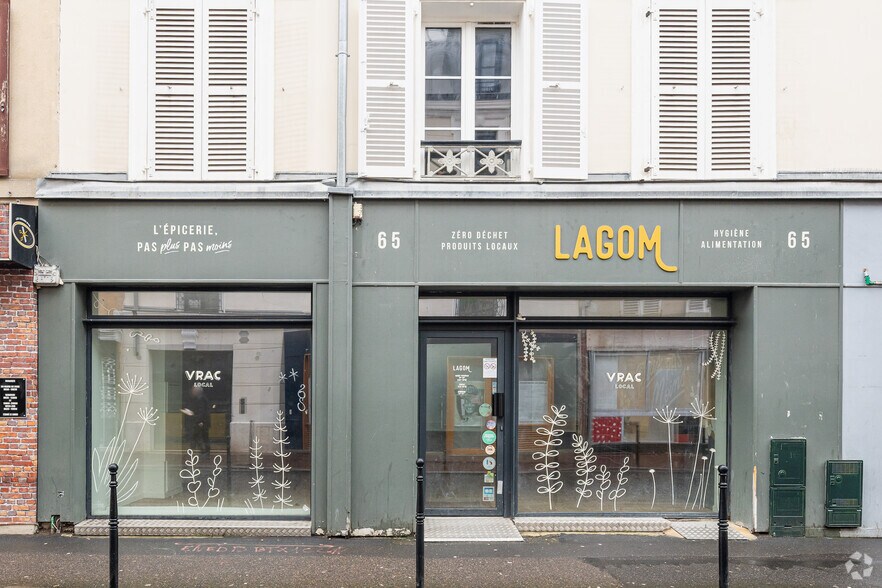 Rue De Neuilly, Clichy to rent - Building Photo - Image 3 of 5