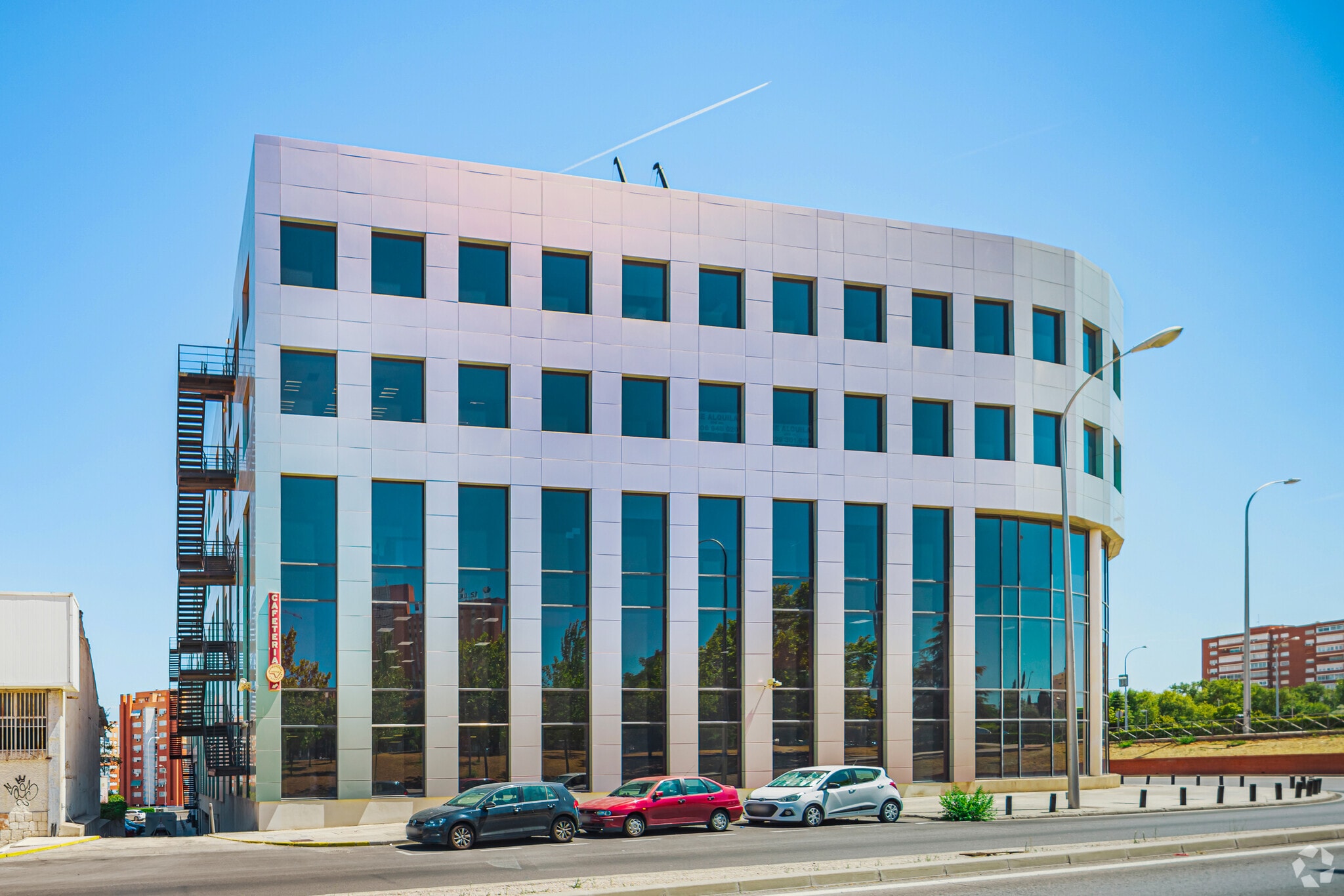 Office in Madrid, Madrid to rent Building Photo- Image 1 of 23