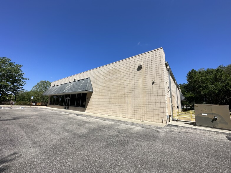 6933 NW 4th St, Gainesville, FL for sale - Building Photo - Image 3 of 9