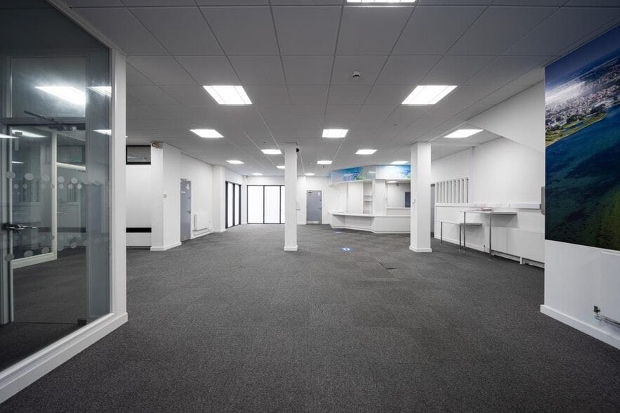 Bridge St, Christchurch to rent - Building Photo - Image 3 of 5