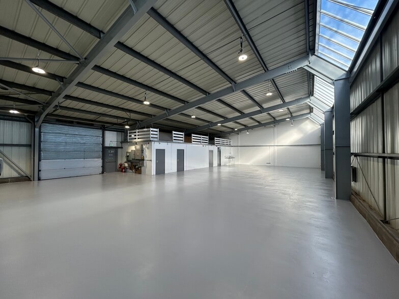 36-38 West Telferton, Edinburgh to rent - Building Photo - Image 2 of 2