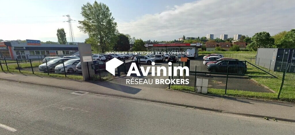 Location Local d'activités 267 m² - Photo 1