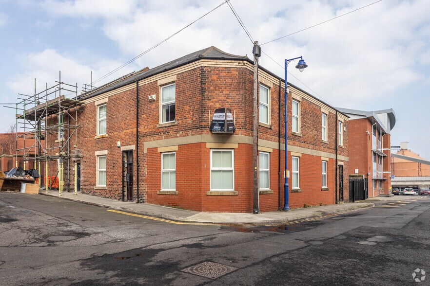 15-21 Quay Rd, Blyth to rent - Primary Photo - Image 1 of 1