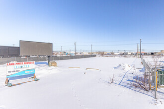 5725 Gateway Blvd NW, Edmonton, AB for sale Primary Photo- Image 1 of 3