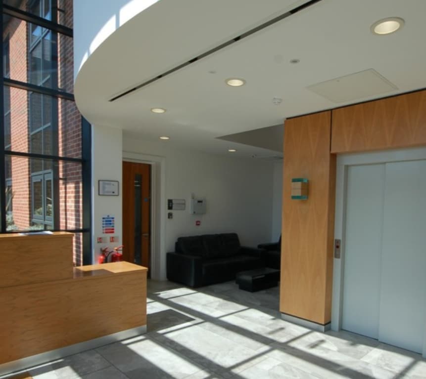 Desborough Rd, Market Harborough to rent Interior Photo- Image 1 of 4