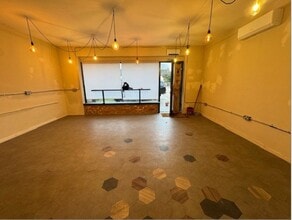 19 Birch Green, Hertford to rent Interior Photo- Image 1 of 3