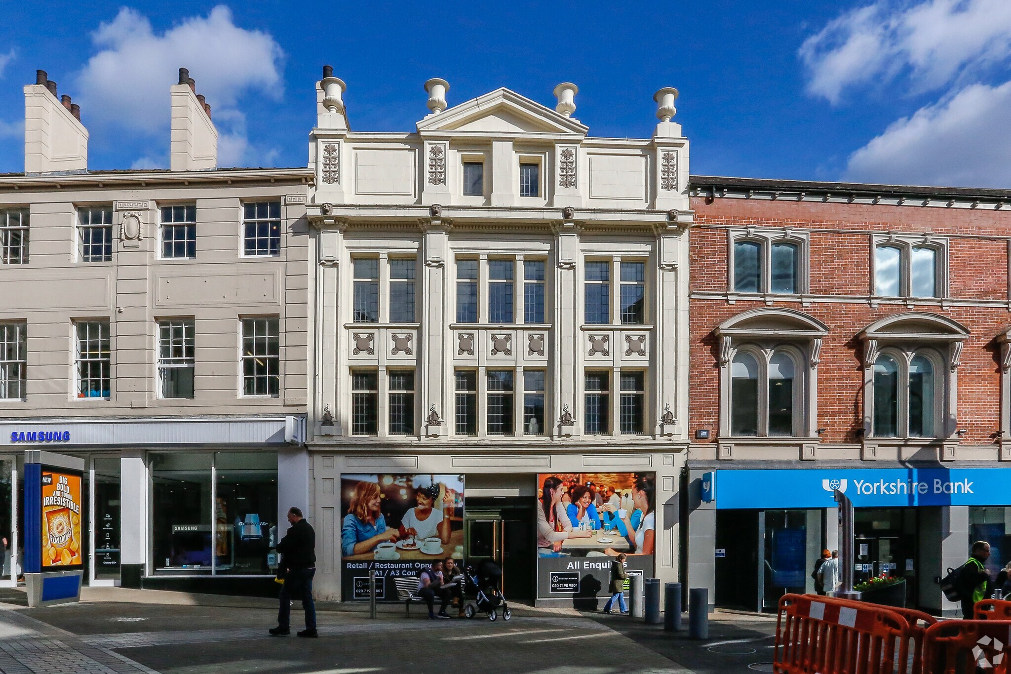 92-93 Briggate, Leeds for sale Building Photo- Image 1 of 1