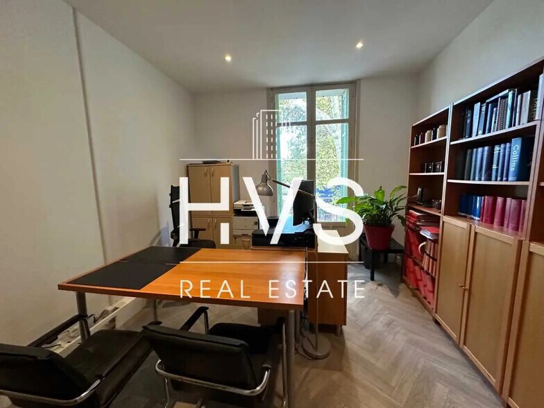 Office in Aix-en-Provence to rent - Interior Photo - Image 3 of 8