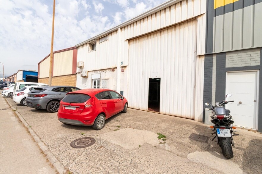 Calle Dragaminas, 13, Los Barrios, Cádiz for sale - Building Photo - Image 3 of 23