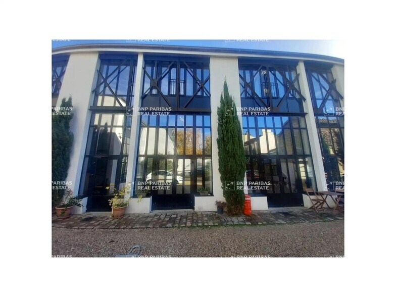 40 Rue De La Gare, Arcueil to rent - Building Photo - Image 3 of 9