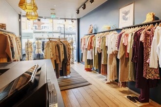 309 Brompton Rd, London to rent Interior Photo- Image 2 of 3