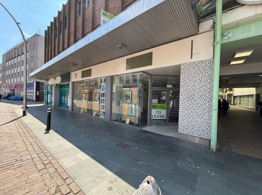 16-22 Harpur St, Bedford to rent Building Photo- Image 1 of 3