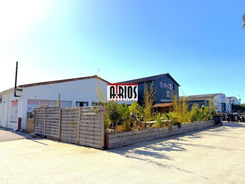 Retail in Hyères for sale - Building Photo - Image 2 of 4
