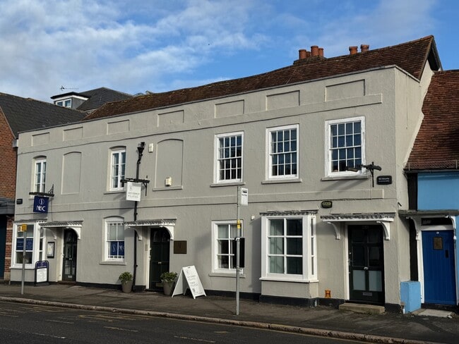 More details for 20 Aylesbury End, Beaconsfield - Retail to Rent