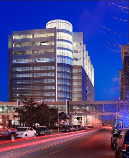 215 10th St, Des Moines, IA to rent - Building Photo - Image 3 of 11