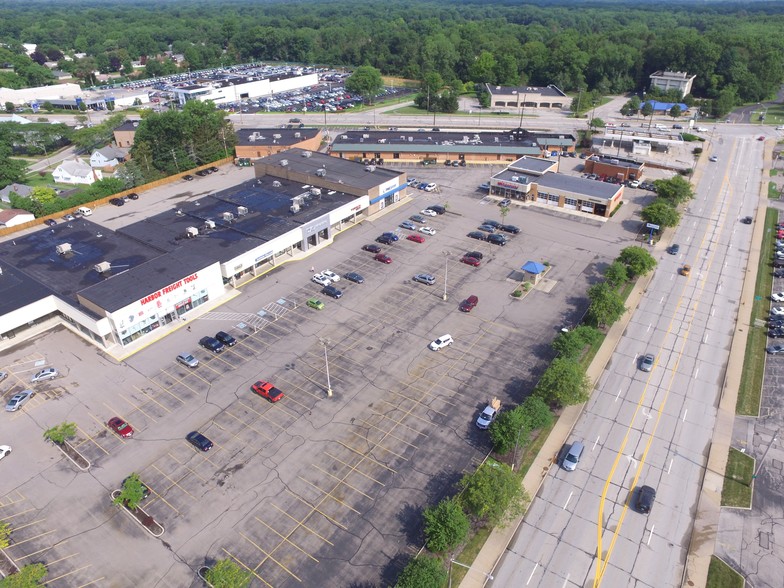 4580-4800 Great Northern Blvd, North Olmsted, OH for rent - Building Photo - Image 3 of 4