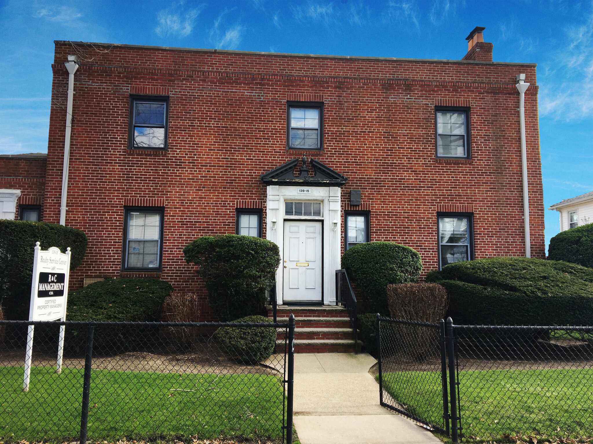 13915 243rd St, Rosedale, NY for sale Primary Photo- Image 1 of 1