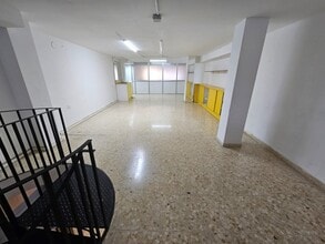 Retail in Malgrat de Mar, Barcelona to rent Interior Photo- Image 2 of 7