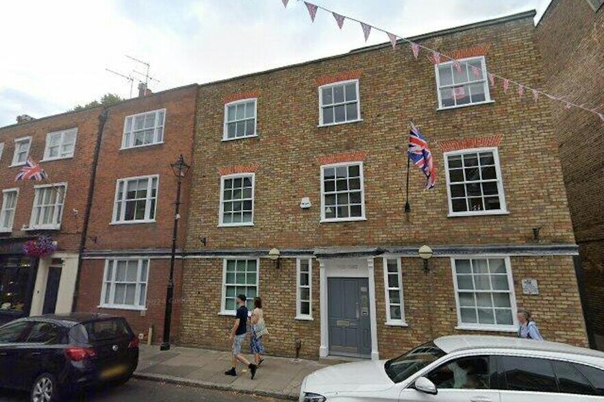 119-120 High St, Windsor to rent - Building Photo - Image 1 of 2