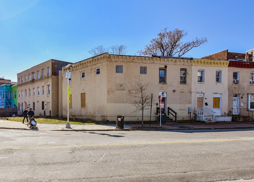 14th Street & Florida Avenue NE portfolio of 3 properties for sale on LoopNet.co.uk - Building Photo - Image 1 of 6