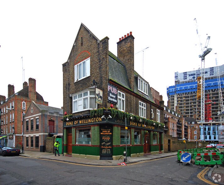 12-14 Toynbee St, London for sale - Primary Photo - Image 1 of 1