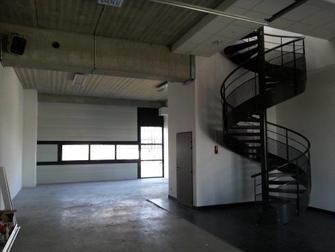 Industrial in Saint-Denis to rent Interior Photo- Image 1 of 7