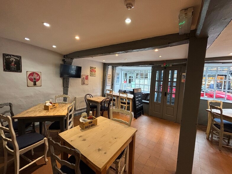 7 Sadler St, Wells for sale - Building Photo - Image 2 of 9