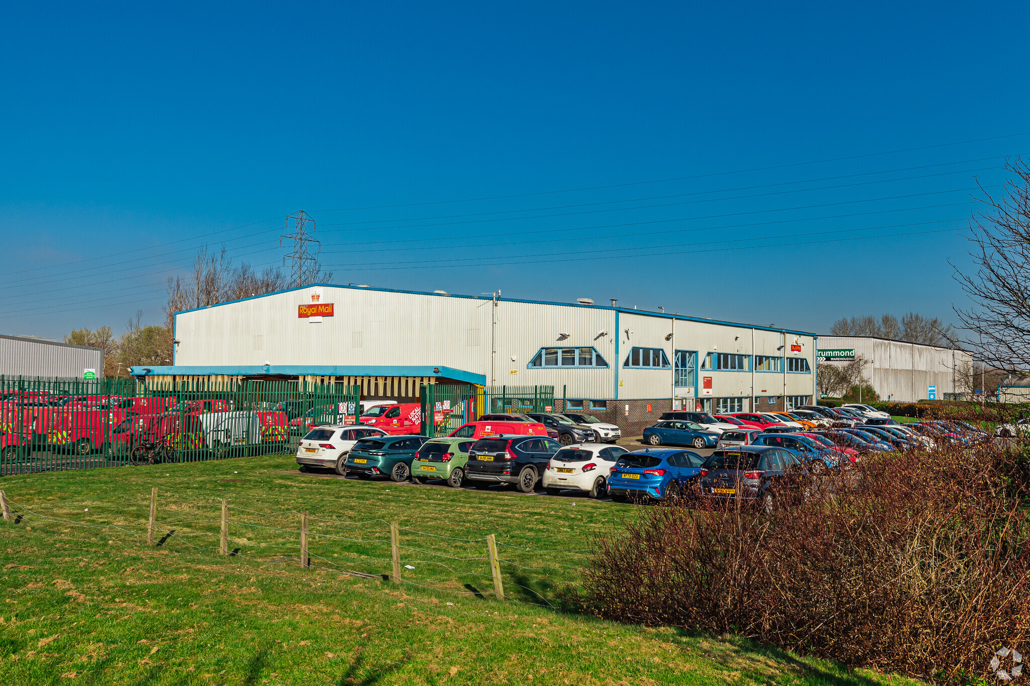 2-2B Inchmuir Rd, Bathgate to rent Building Photo- Image 1 of 3