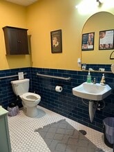 5501 Lamar Blvd N, Austin, TX to rent Interior Photo- Image 2 of 5