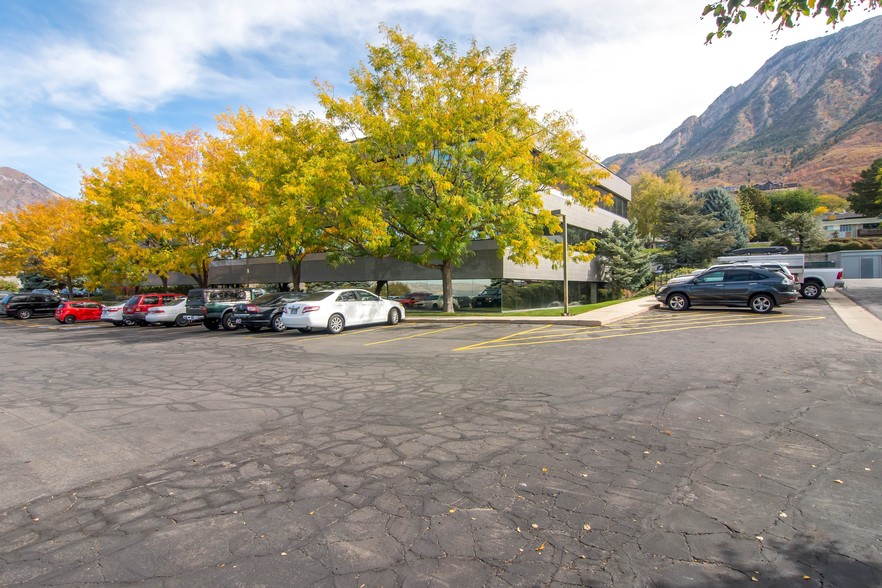 4505 Wasatch Blvd, Salt Lake City, UT for rent - Building Photo - Image 2 of 4