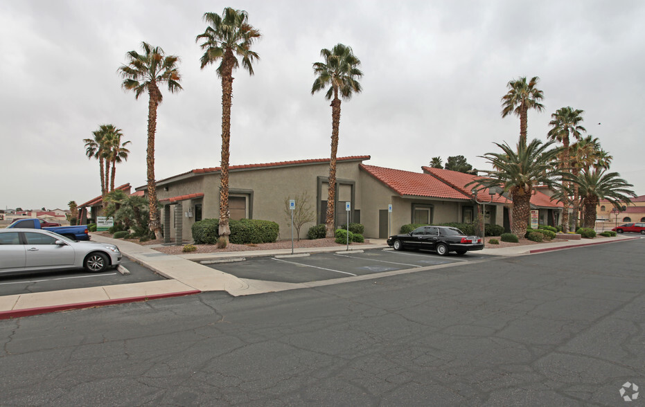 3650 S Eastern Ave, Las Vegas, NV for rent - Primary Photo - Image 1 of 3