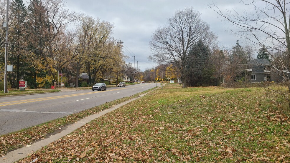 2915 W Main St, Kalamazoo, MI for sale - Building Photo - Image 3 of 7