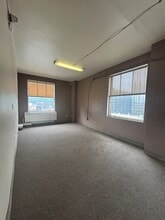 235-239 4th Ave, Pittsburgh, PA to rent Building Photo- Image 1 of 5