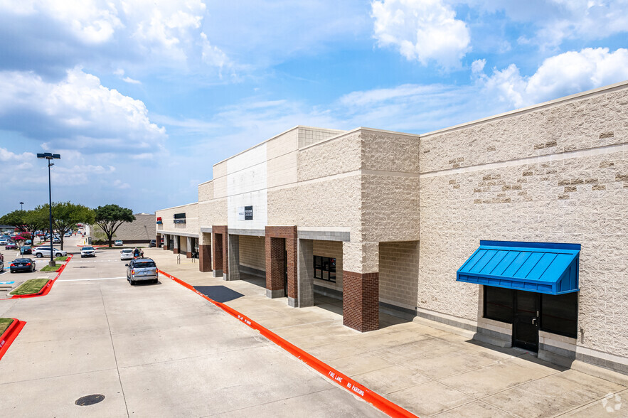 2420 S Stemmons Fwy, Lewisville, TX for rent - Building Photo - Image 2 of 28