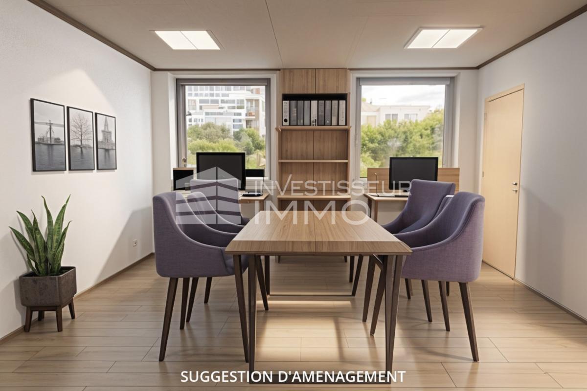 Office in Courbevoie La Defense to rent Building Photo- Image 1 of 13