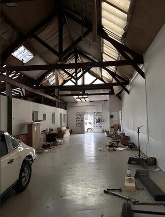 More details for 7 Rue Béranger, Saint-Maur-des-Fossés - Light Industrial for Sale